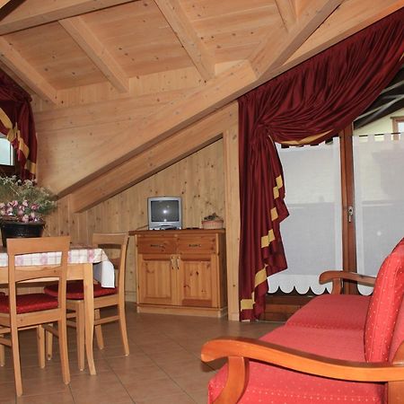 Chalet Alberti Bormio Exterior photo