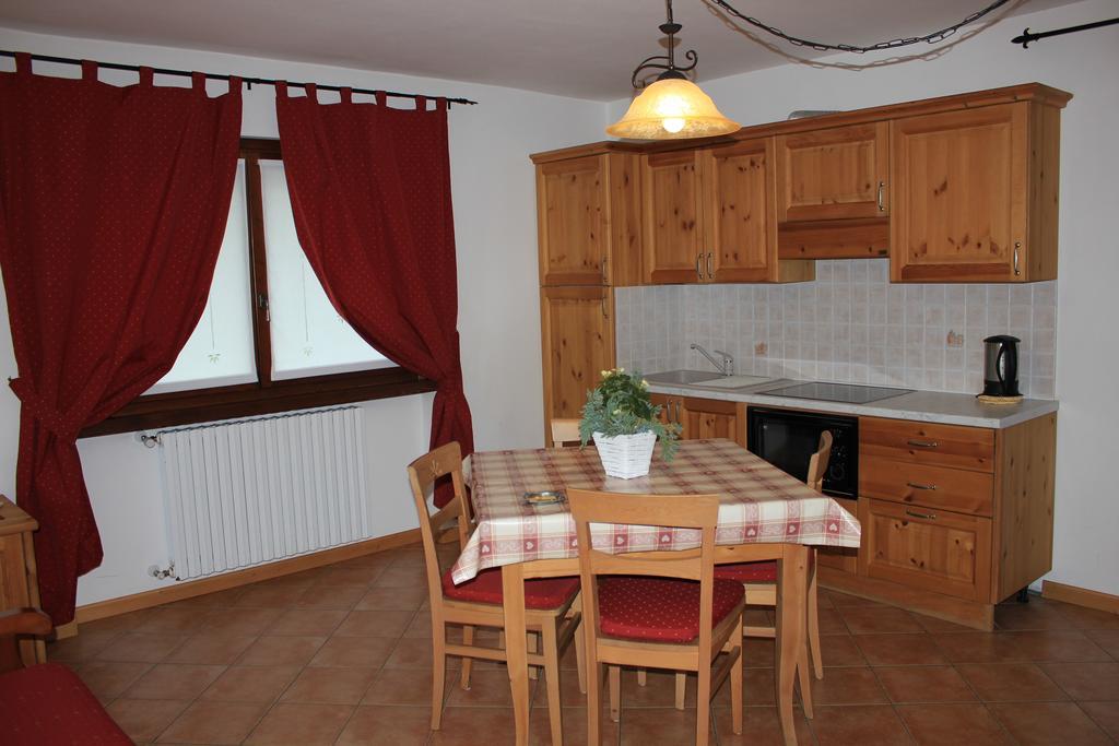 Chalet Alberti Bormio Exterior photo