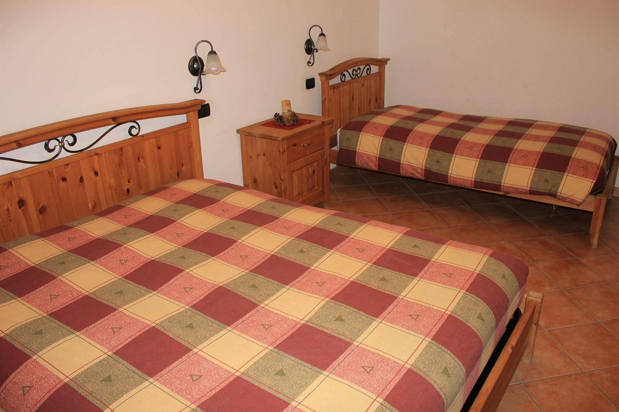 Chalet Alberti Bormio Exterior photo
