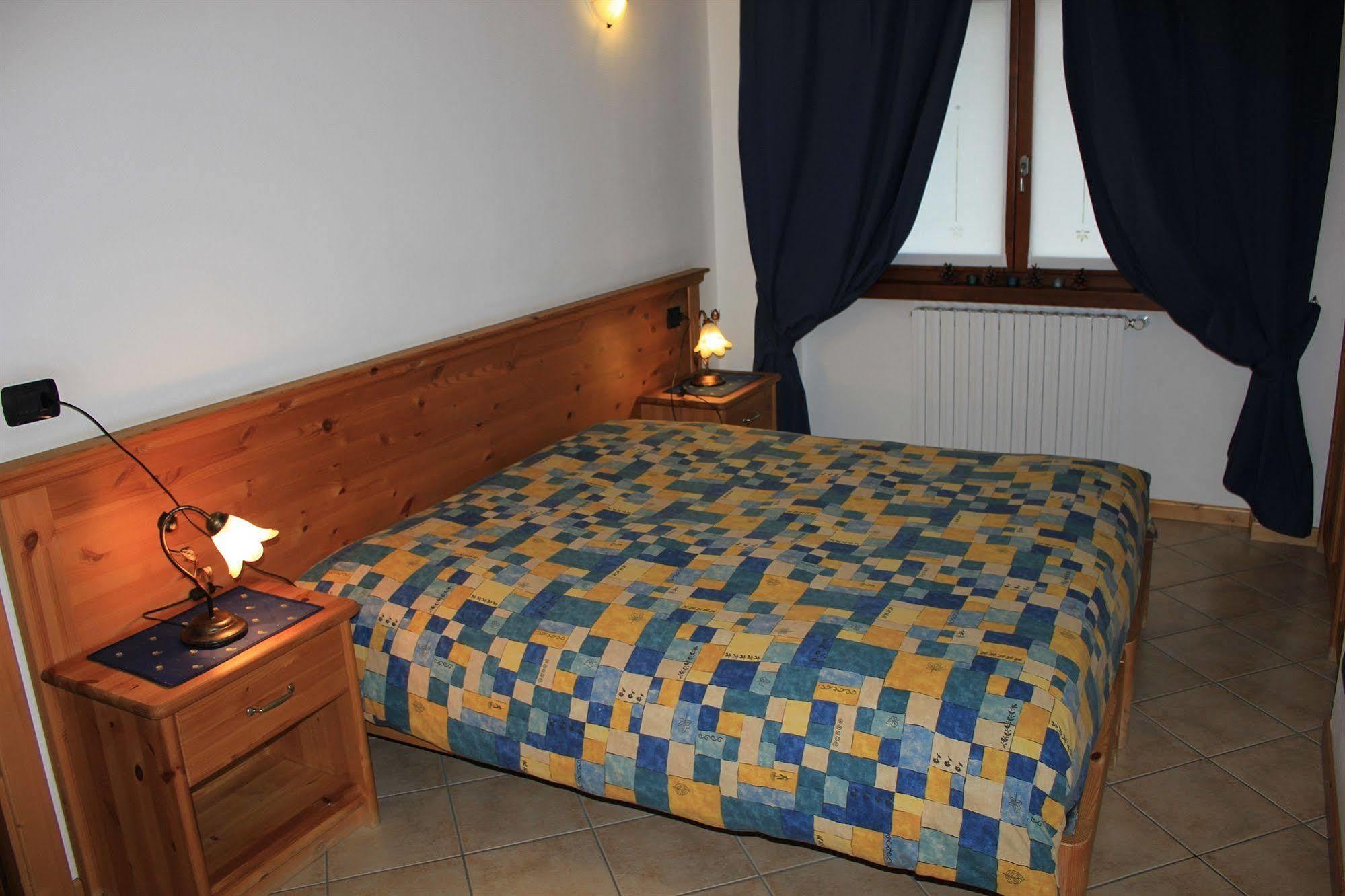 Chalet Alberti Bormio Exterior photo